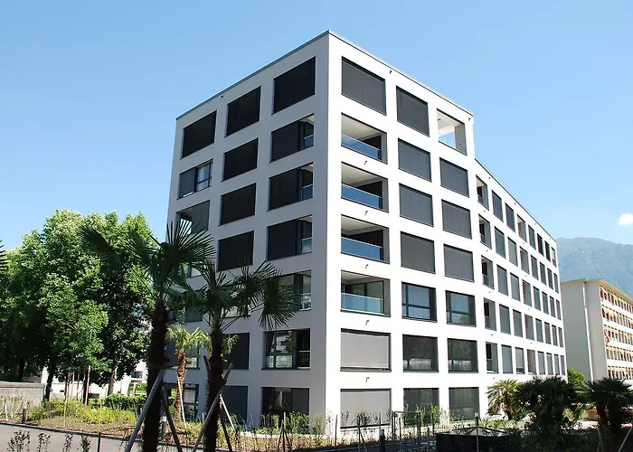 Laville B-2-3 By Interhome Локарно